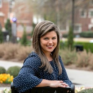 Meet your Posher, Abby